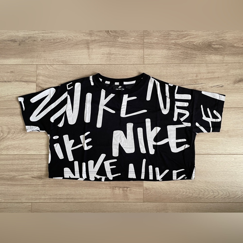 Nike Athletic Cut T-shirt